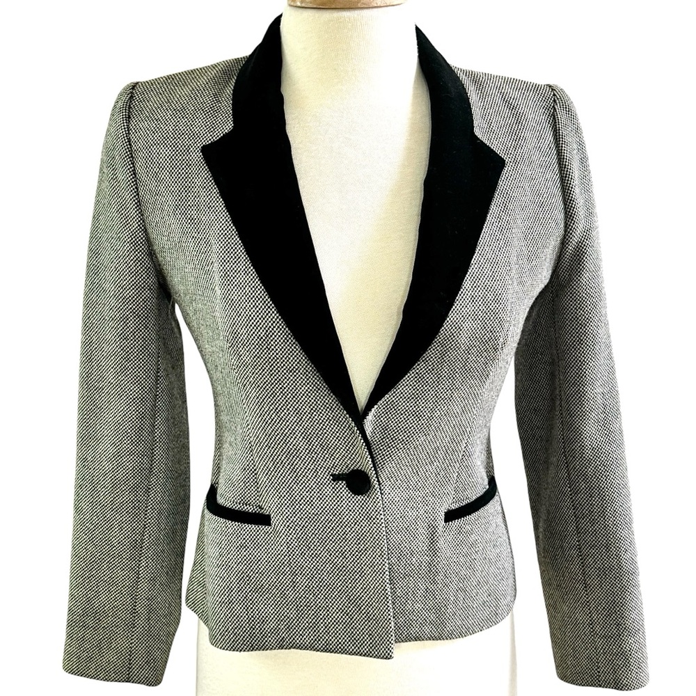 Vintage Women’s Wool Blend Sasson Blazer Jacket with Velvet Collar and trim